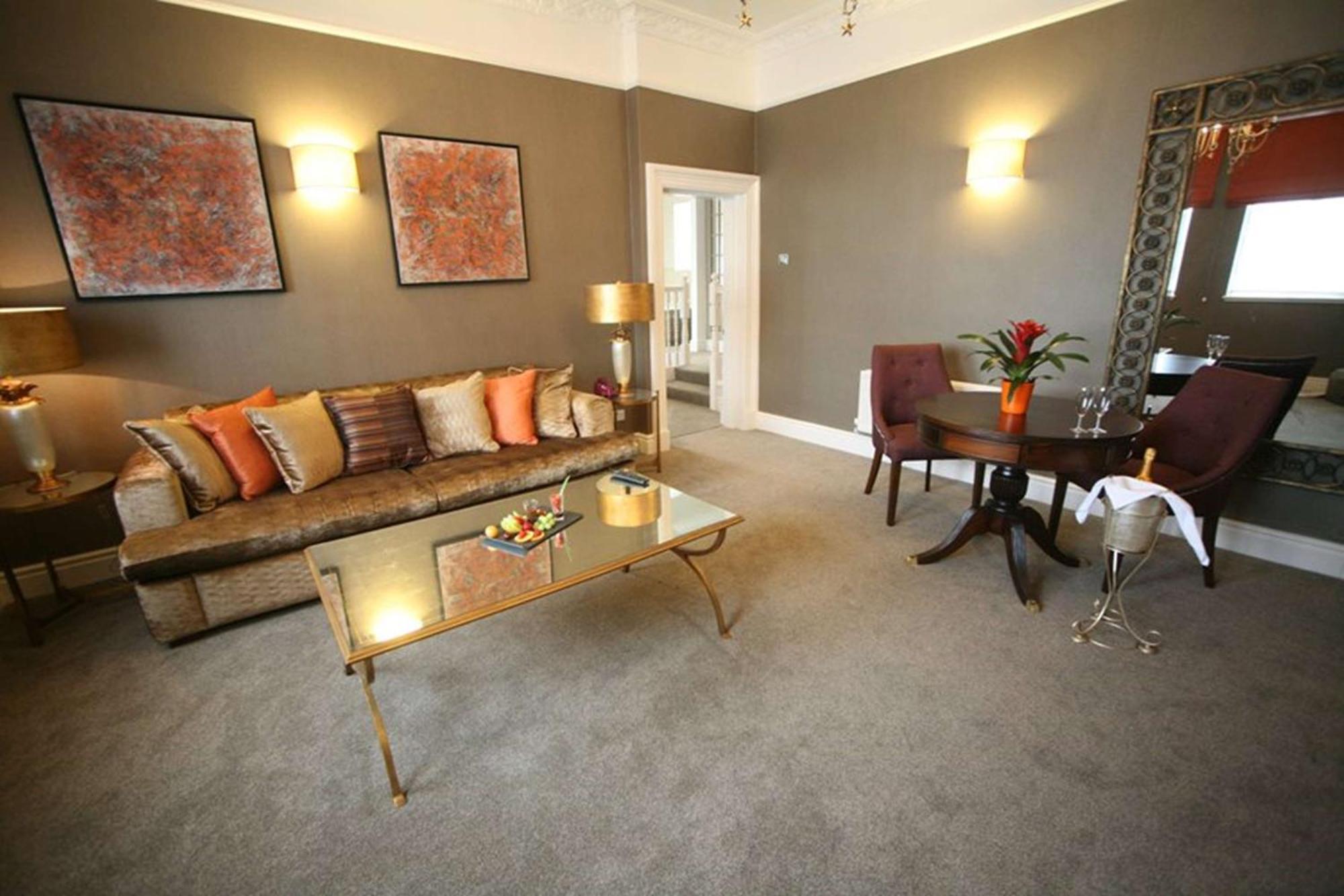 Crabwall Manor & Spa - BW Signature Collection Chester Extérieur photo